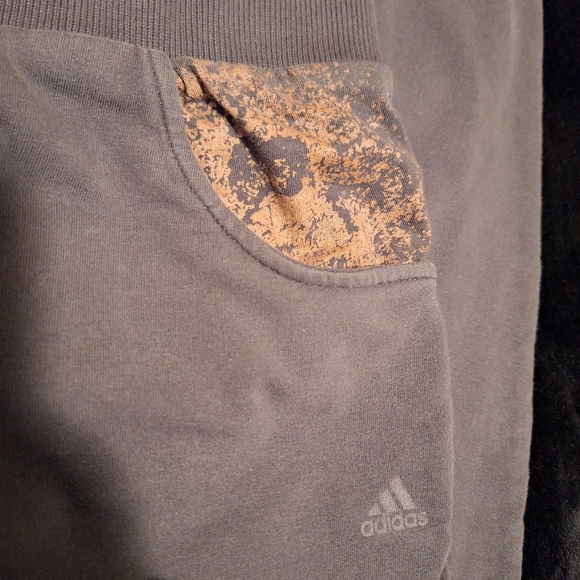 Adidas Gray Joggers Sz Medium - Picture 2 of 12